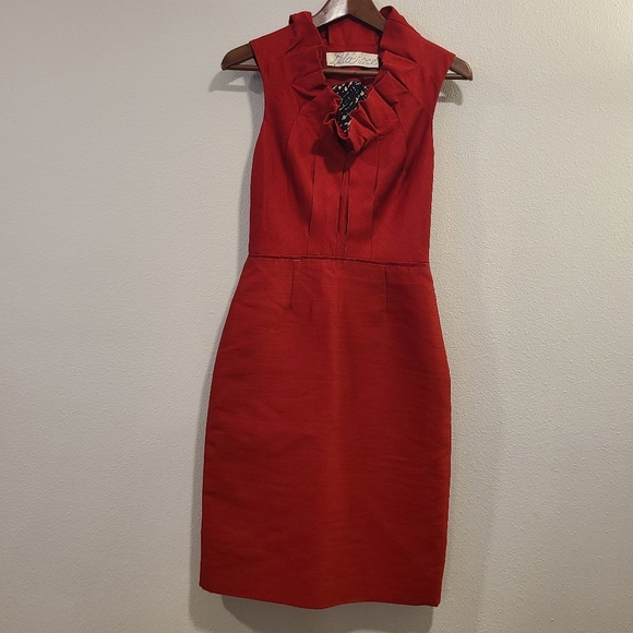 Lela Rose Red Ruffle Neck Silk & Wool Sheath Dress - Picture 2 of 8